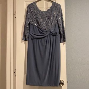 Petite evening Dress-like new
